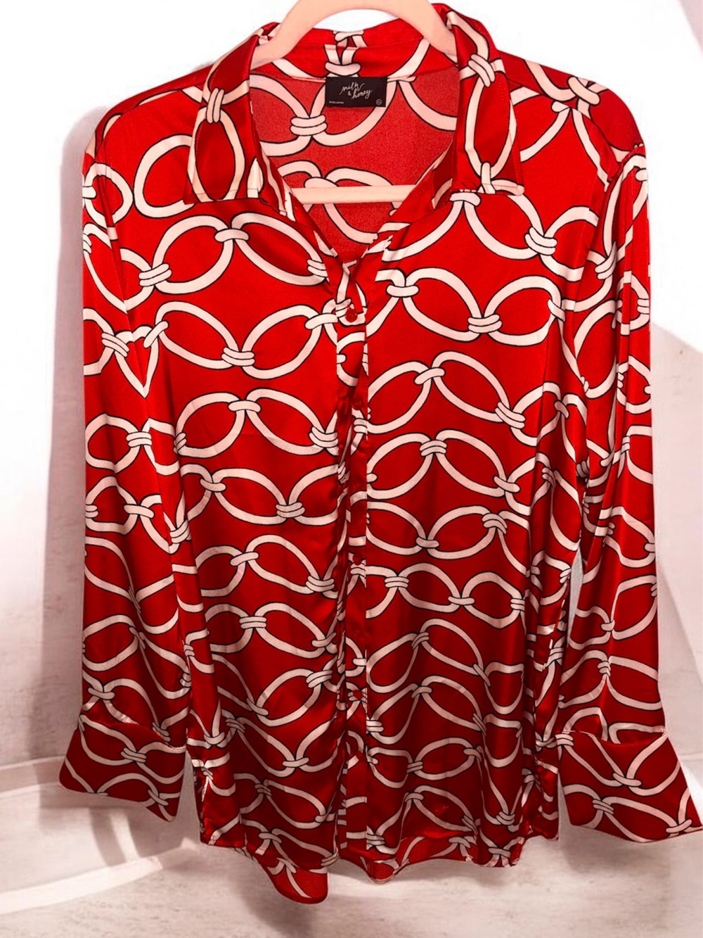 Women's Red Chain-Print Button-Down Shirt